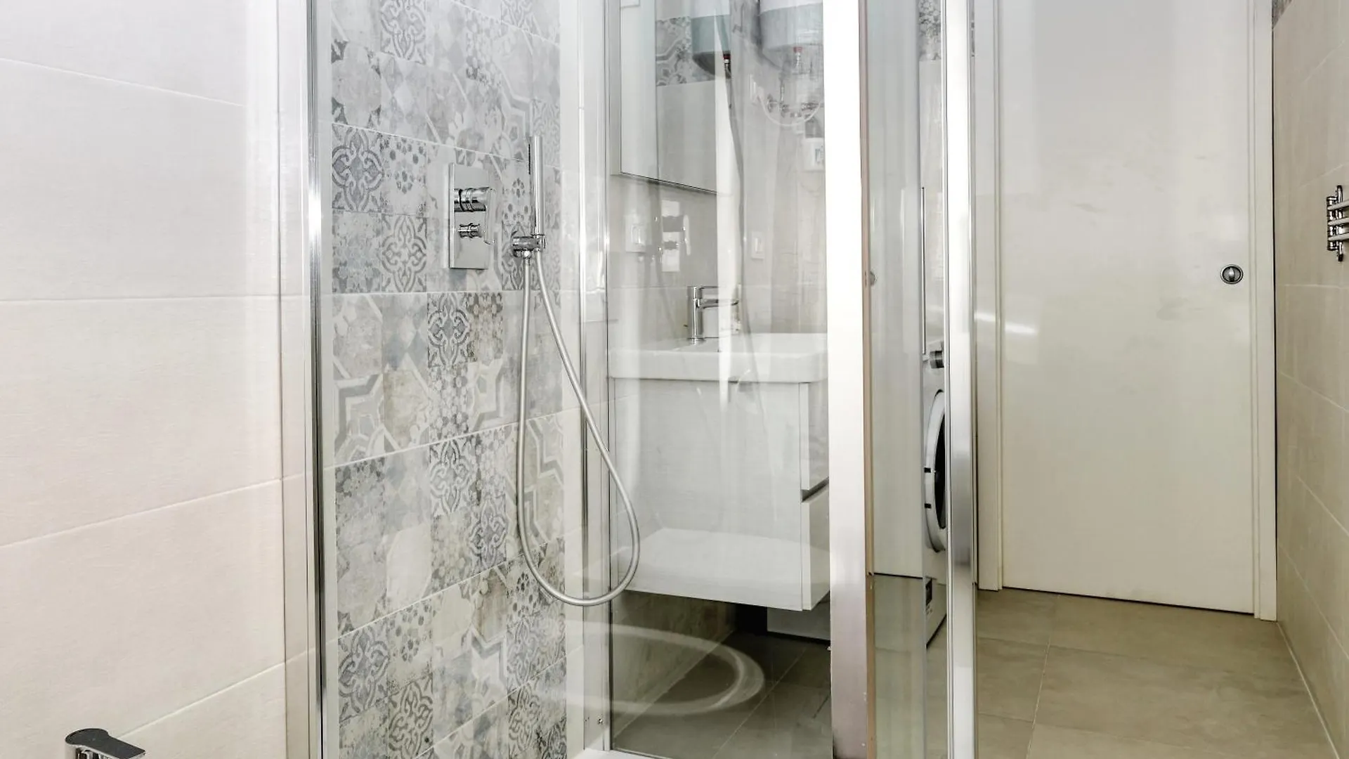 Appartamento Joivy Charming 2Br Flat Near Citylife Milano